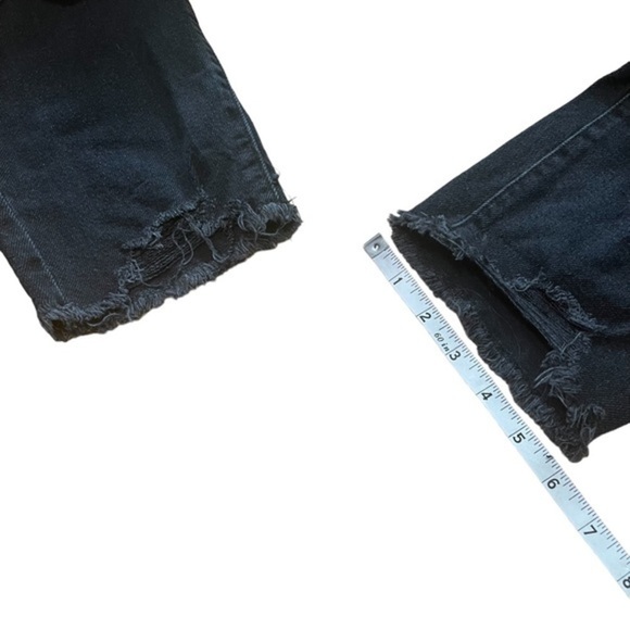🔹5/$25🔹SO Juniors Black High Rise Distressed Mom Jeans. Ankle‎ Size 5 Waist 27 - Picture 5 of 10